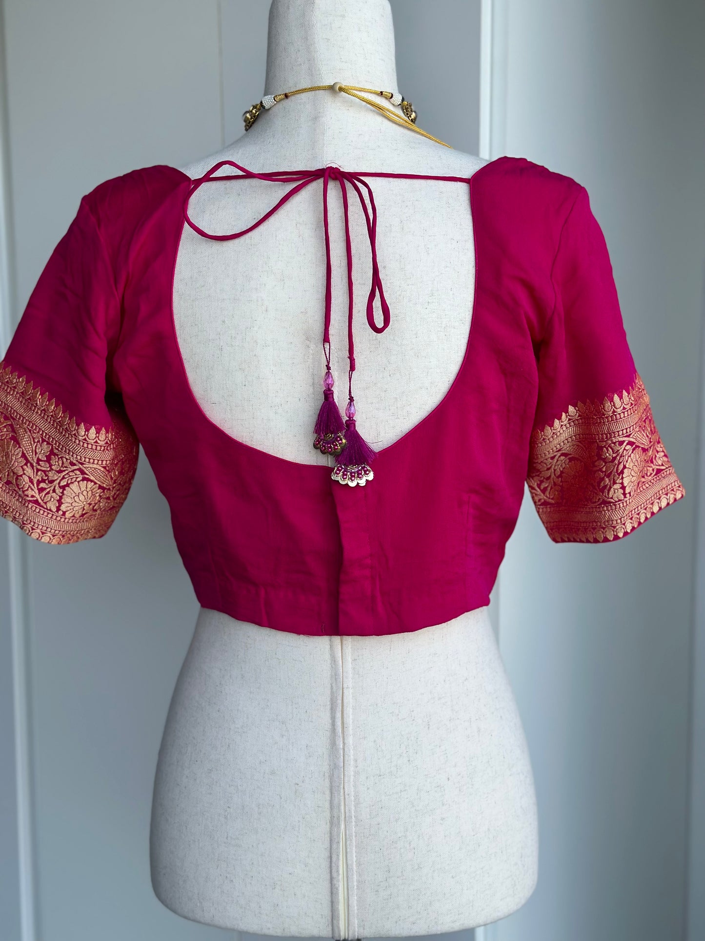 Khaddi Georgette Saree with stitched blouse