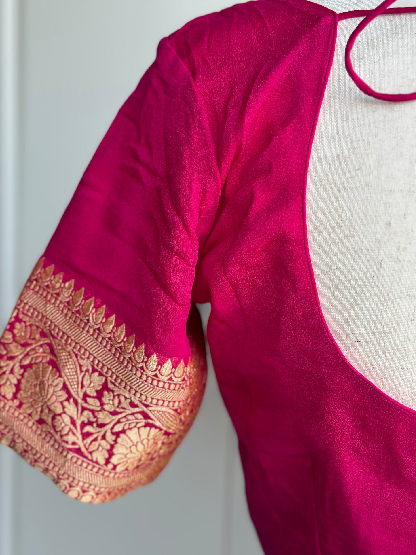 Khaddi Georgette Saree with stitched blouse