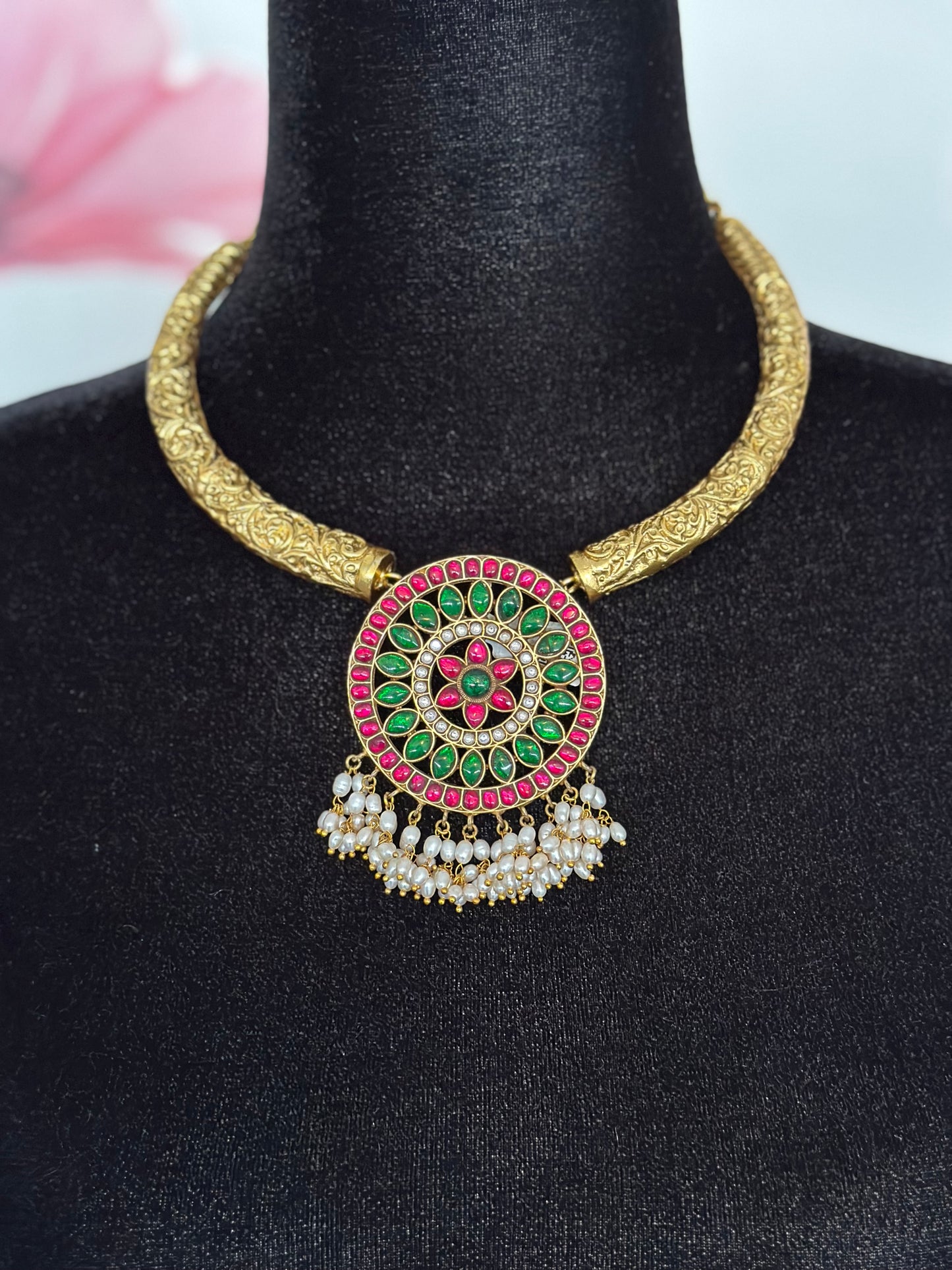 Jadau kundan with rice pearls pendant hasli | Latest Indian jewelry