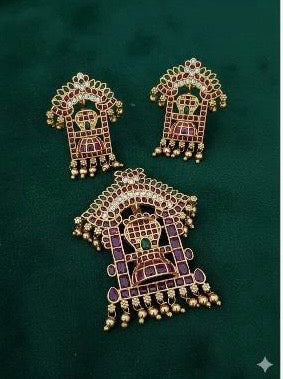 Kemp Siva Linga Pendant Set | Traditional Indian Jewelry
