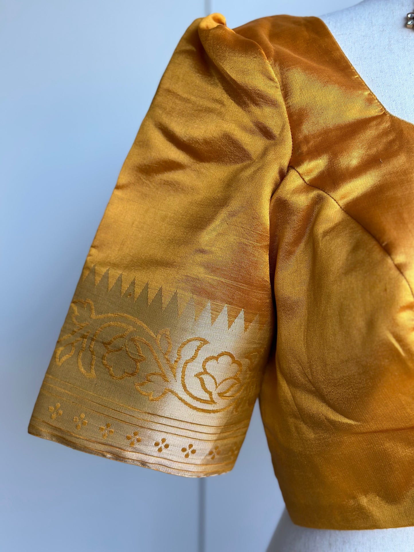 Pure Raw Mango Saree With Blouse