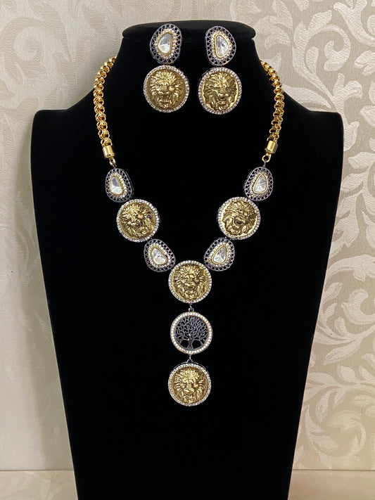 Statement necklace | Contemporary necklace | Designer necklace