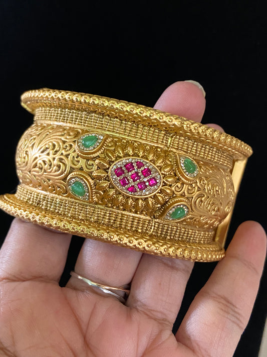 Antique Kundan Openable Bangle | Wedding Wear Kada