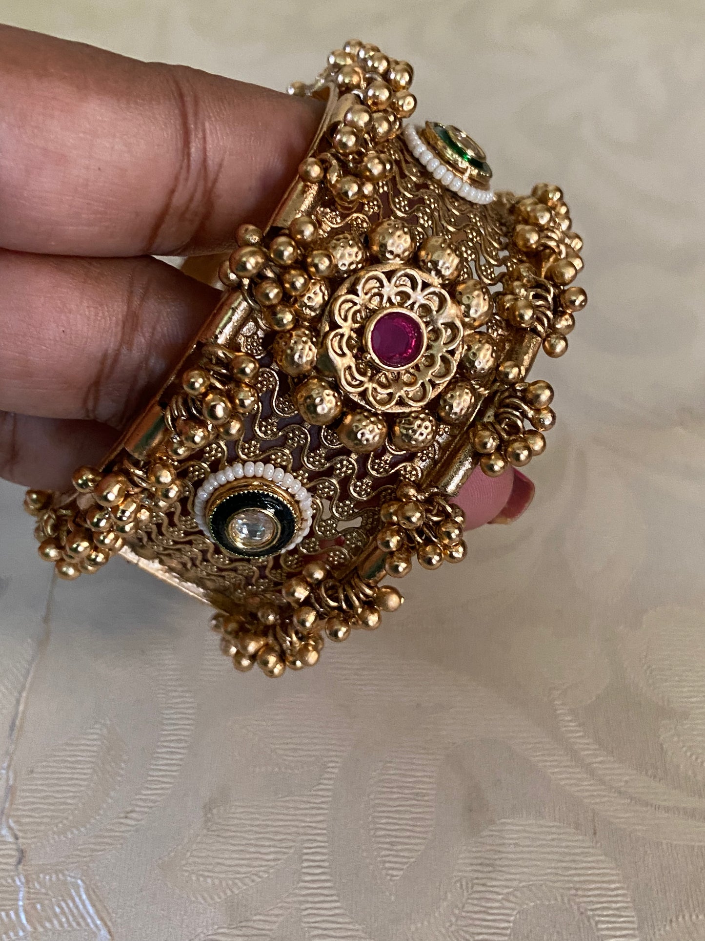 Antique Rajwadi Kangans | Openable Traditional Bangles In USA