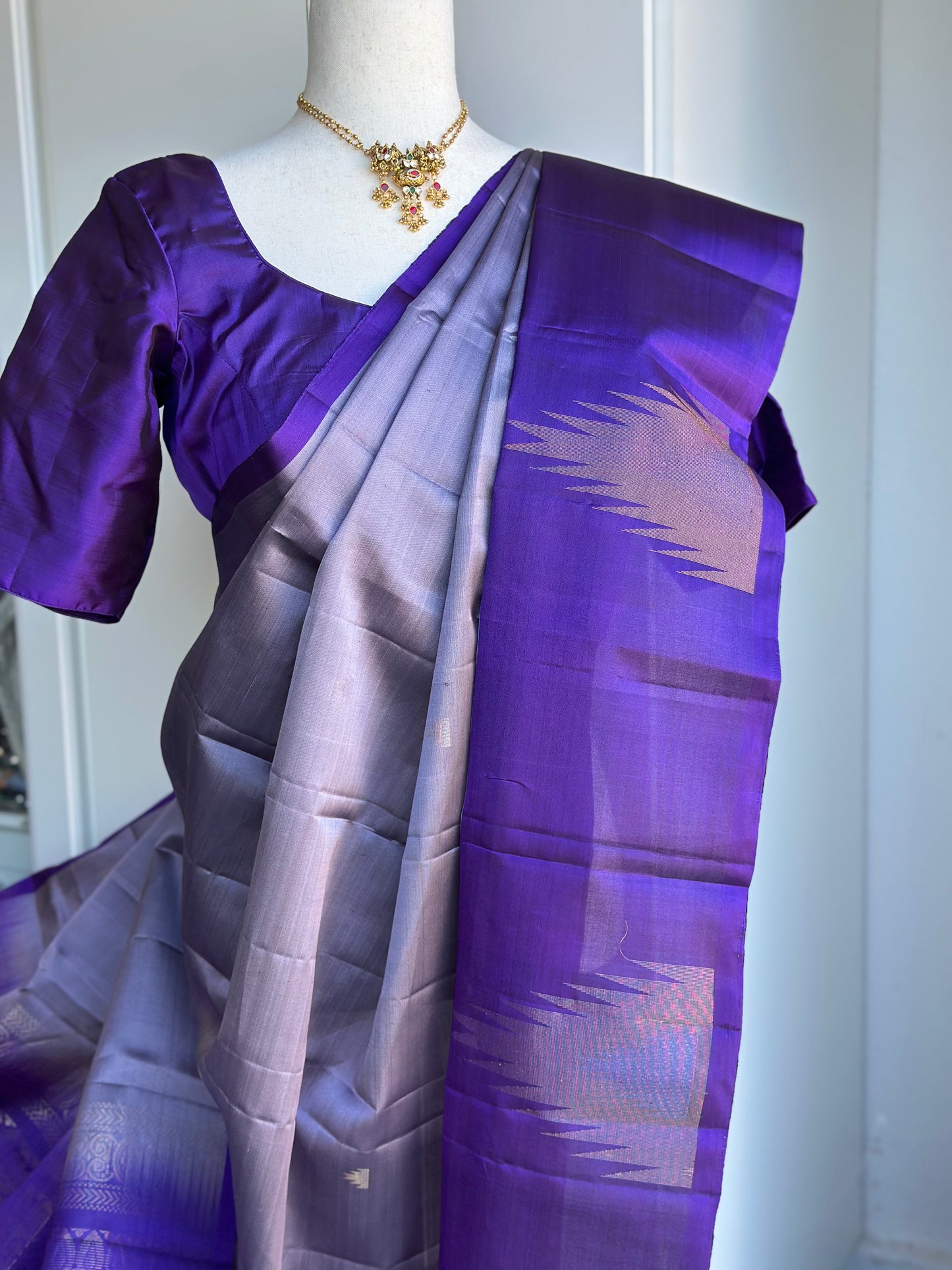 Handloom Soft Silk Saree | Silk Mark Saree