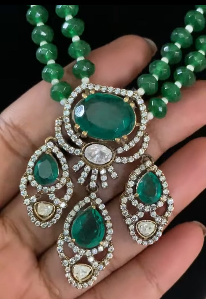 AD Victorian Pendant Onyx Beads Mala Necklace With Earrings