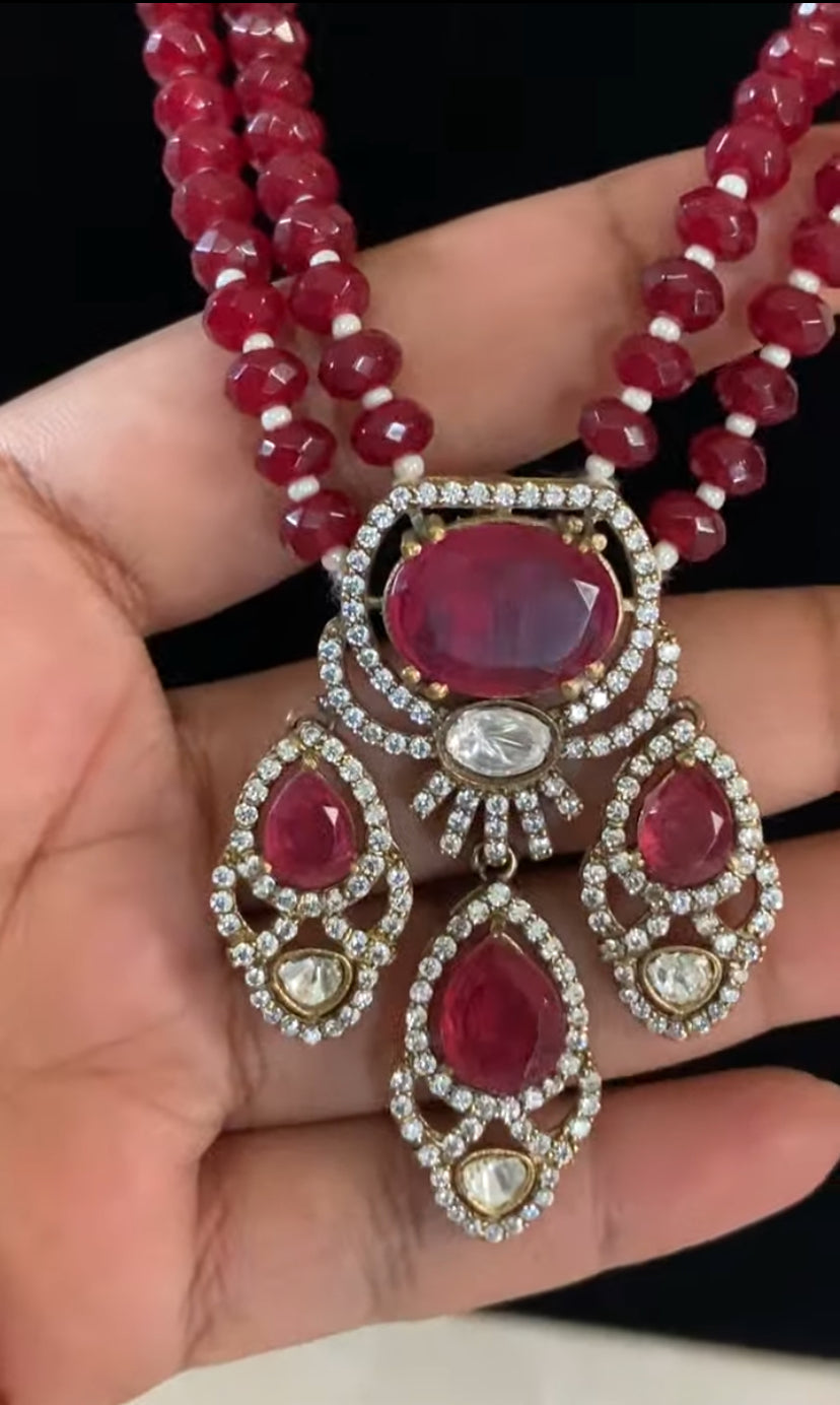 AD Victorian Pendant Onyx Beads Mala Necklace With Earrings