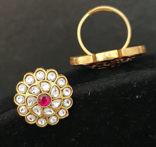 Antique Jadau Kudan Finger Ring |
