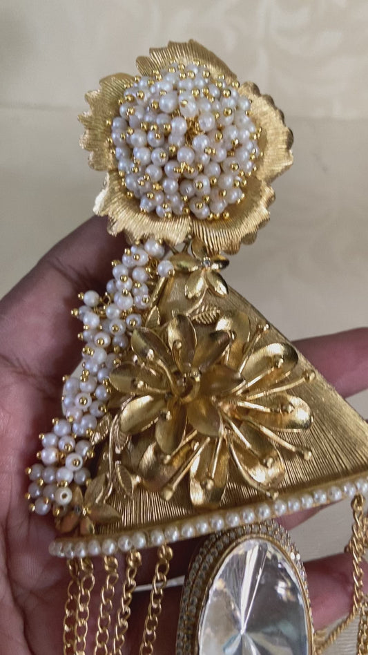 Statement Pearl Hasli With Earrings