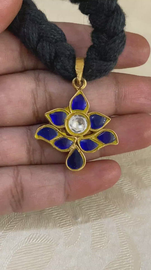 Jadau pendant thread necklace | handmade necklace | Jadau kundan pendant necklace