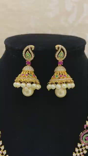 Mango motif necklace