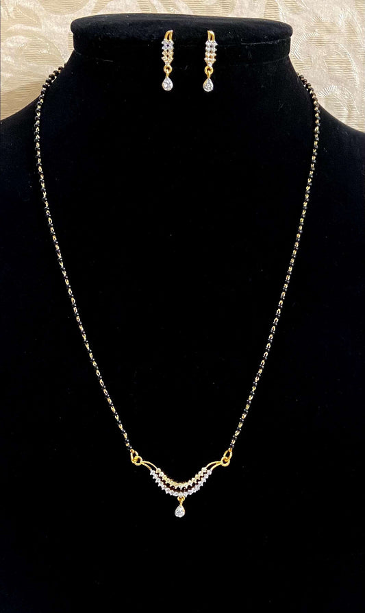 Simple pendant Mangalsutra