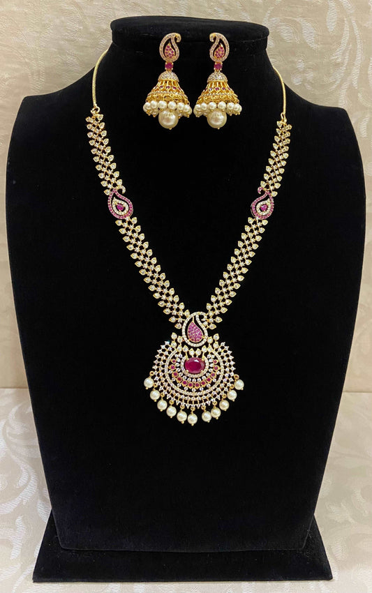 Mango motif necklace