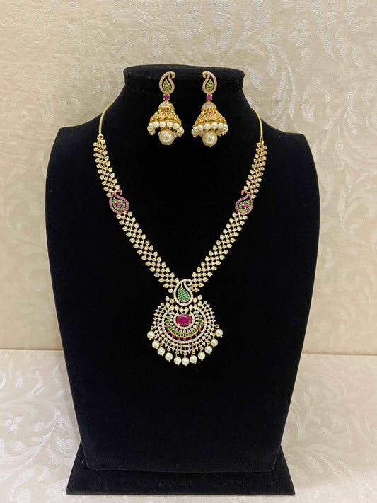 Mango motif necklace