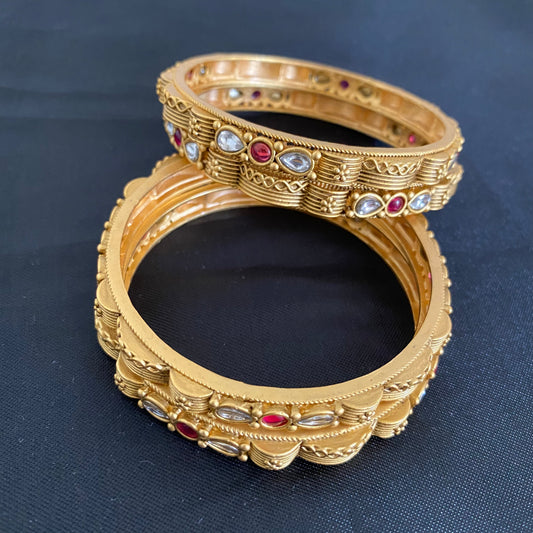 4pc set antique bangles