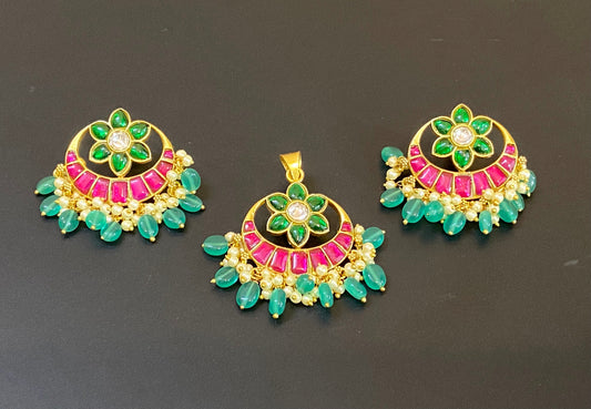 Jadau kundan pendant set