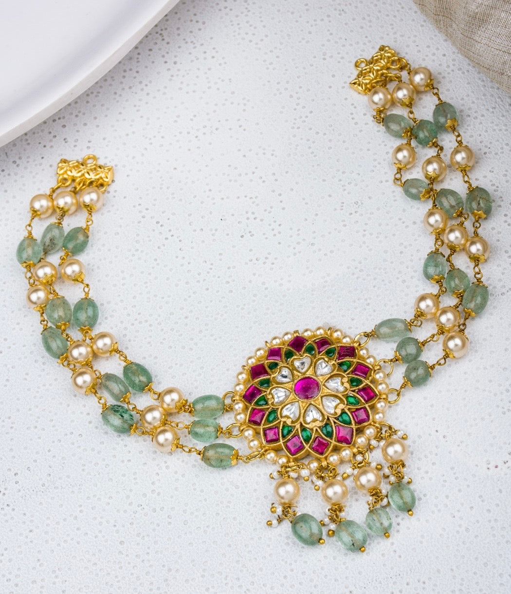 Elegant Jadau Kundan Pendant Choker