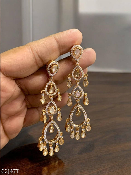 Fashionable Dangle Earrings