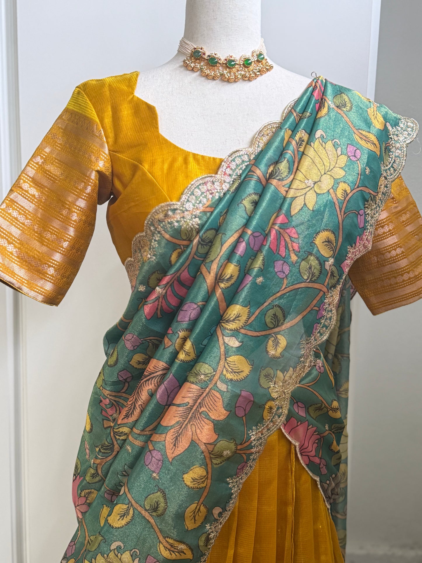 Teens Managalgiri Lehanga set | Langa Voni | Girls Ethnic Wear