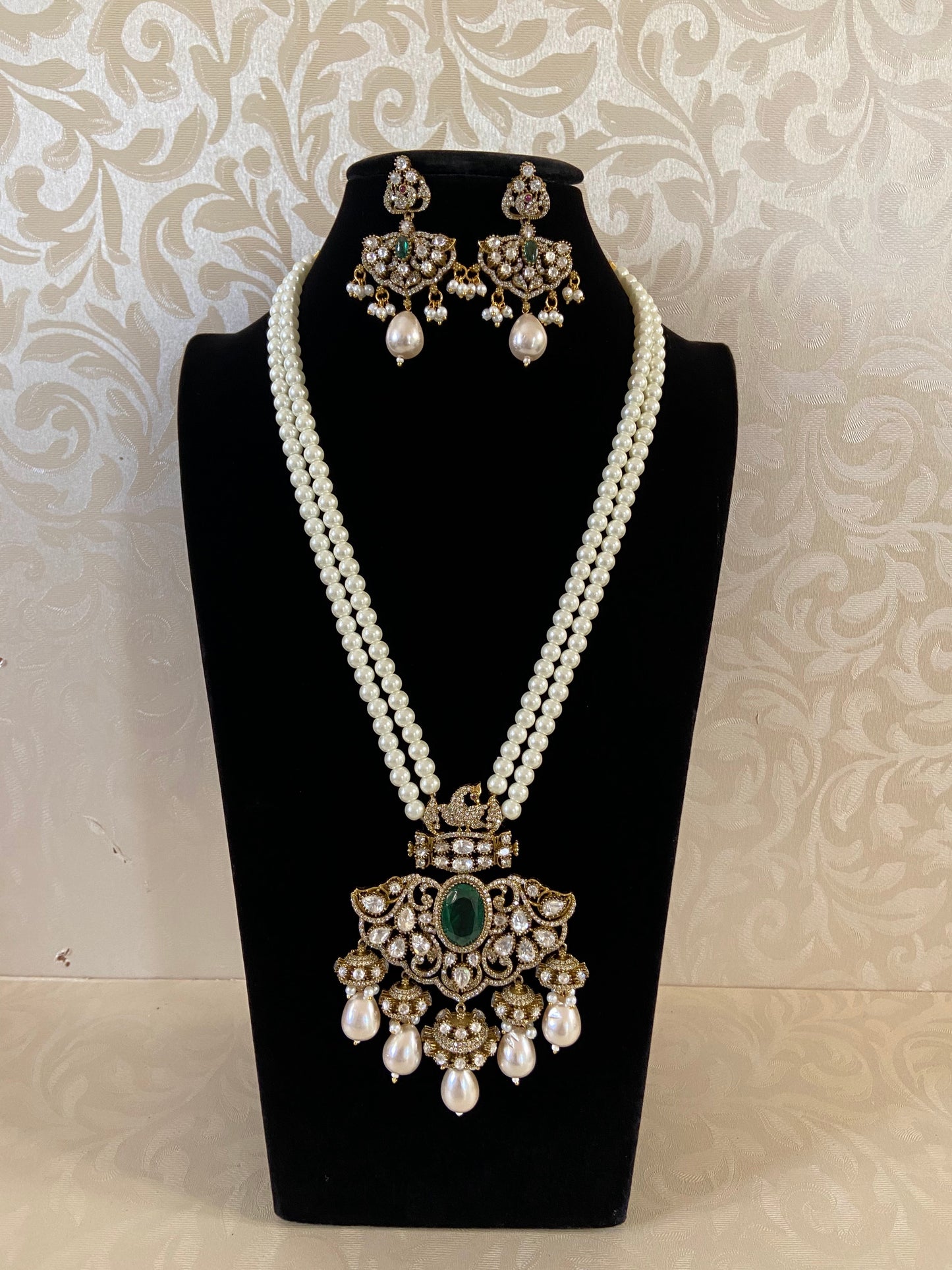 Pearl’s necklace \ Latest Indian jewelry