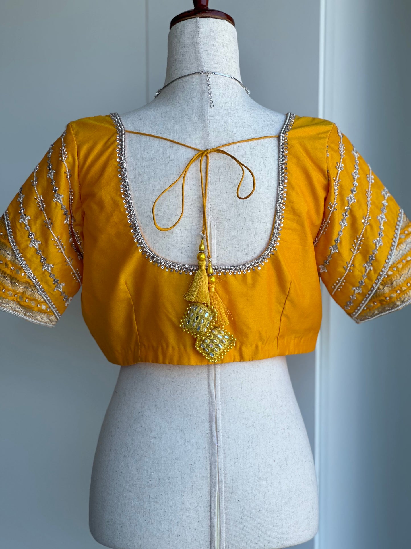 Yellow silver embroidery blouse | Saree readymade blouses in USA