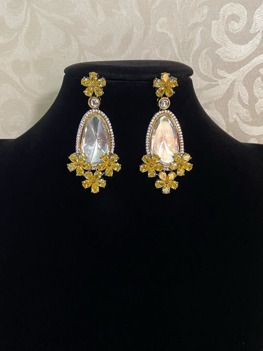 Kundan earrings | Contemporary earrings