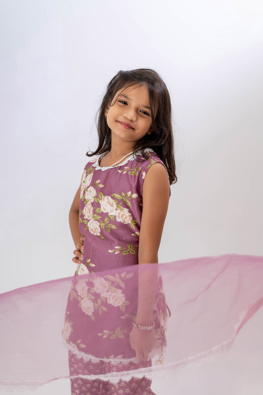 Girls Lavender Stunning Kurta & Printed Trouser