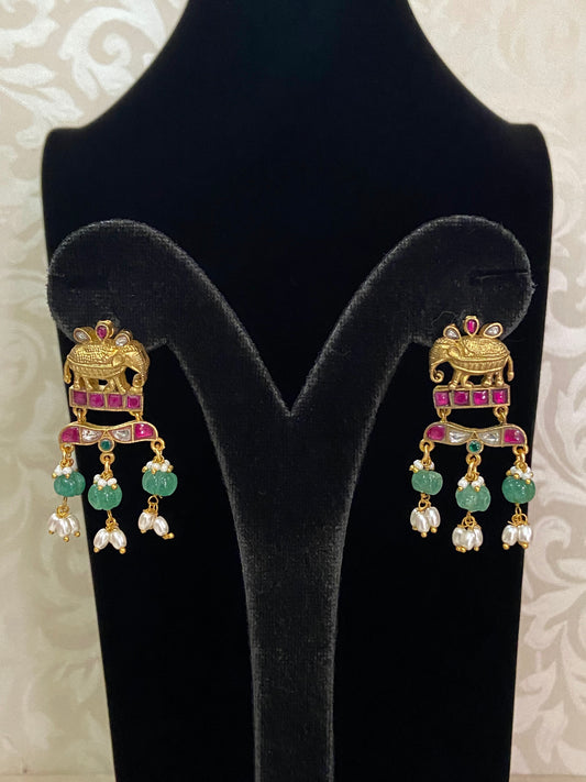 Jadau Kundan earrings | Indian jewelry