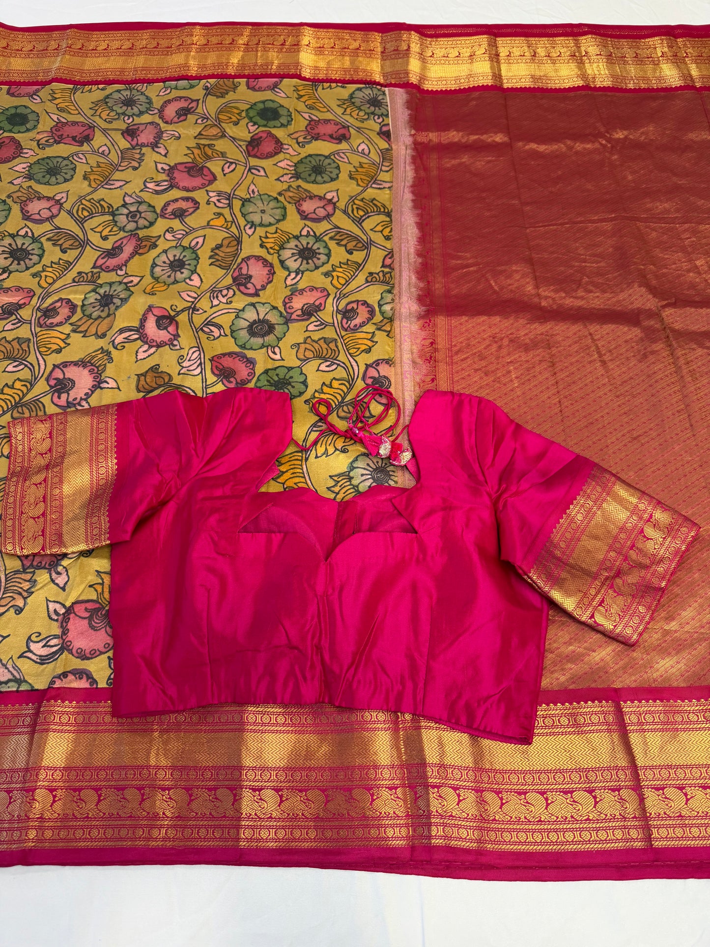 Pure Gadwal Kalamkari Kanchi Border Pattu Saree | Fusion Silk Saree | Indian Traditional Saree.