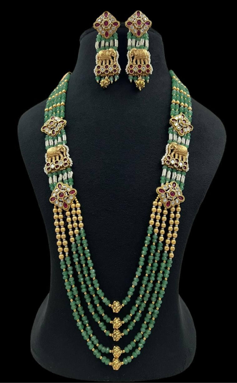 Traditional Kundan Necklace | Onyx Beads Necklace With Earrings