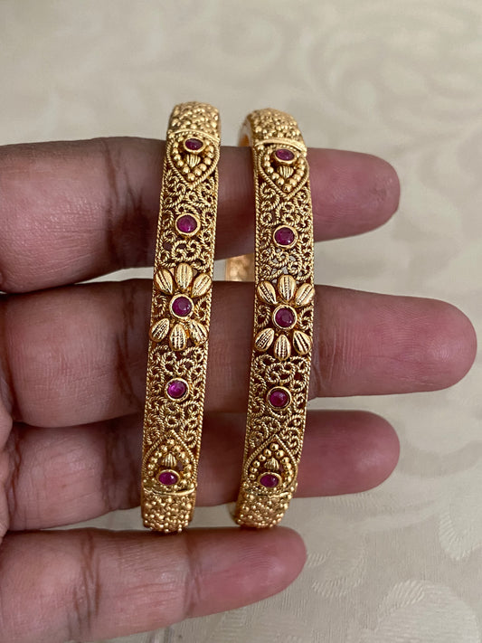 Classic Antique Bangles | Indian Jewelry In USA