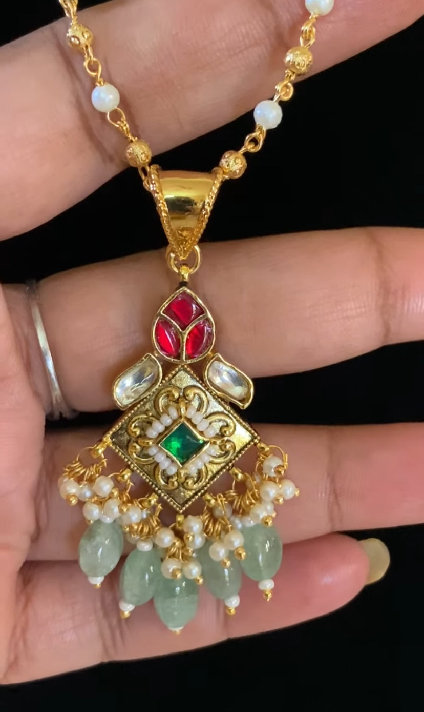 Kundan Pendant Gold & pearl Beads Chain With Earrings | Simple Necklace