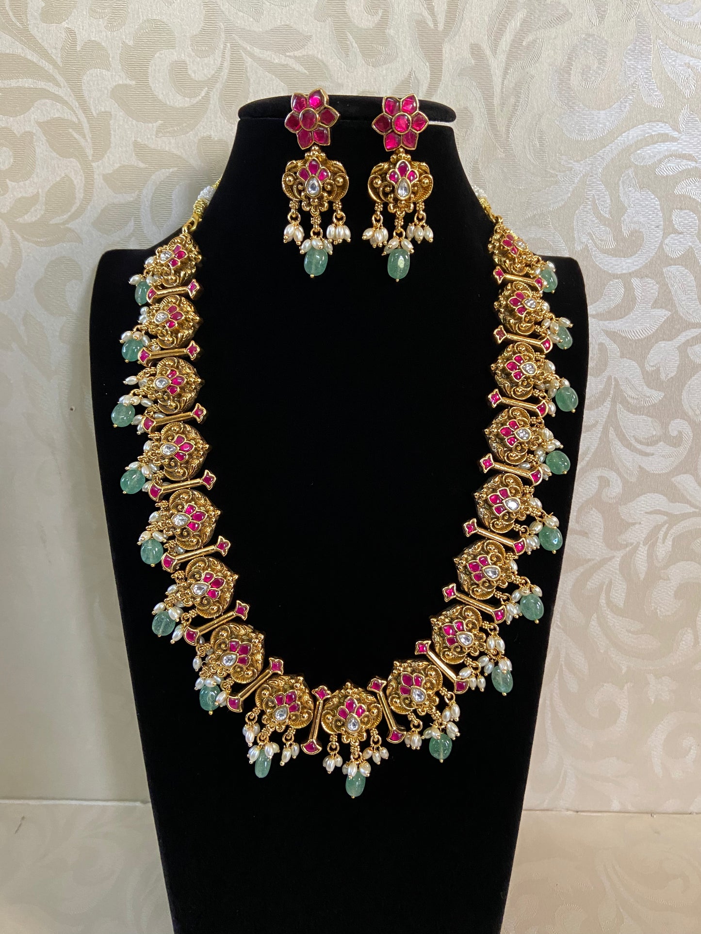 Jadau kundan  Necklace  |  bridal jewelry | Indian wedding jewellery