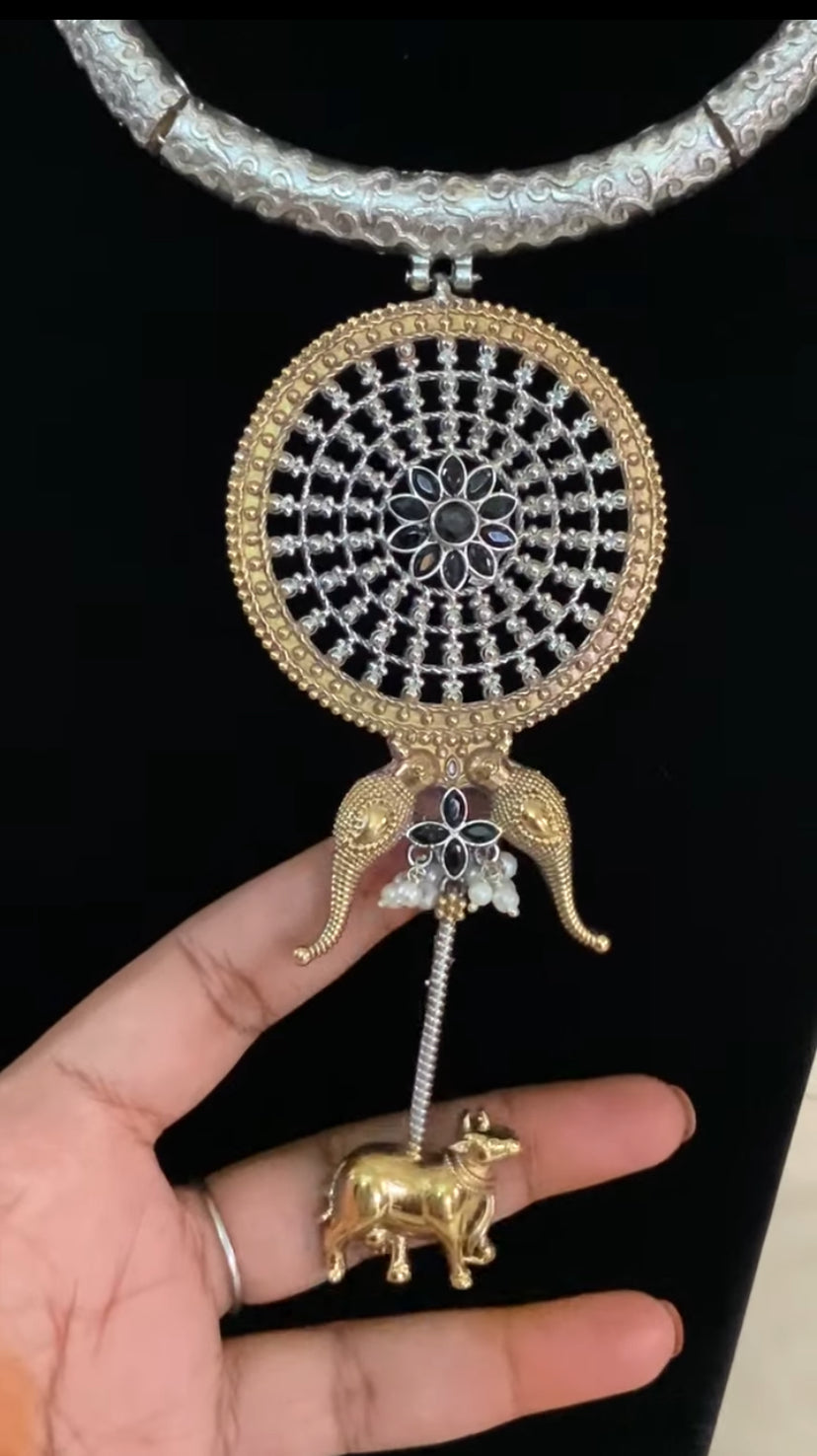 Dual Tone Oxidized  Hasli | Statement Necklace Set