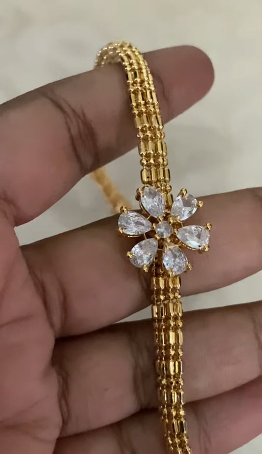 Floral AD Pendant Gold Necklace Set | Simple Necklace | Indian jewelry