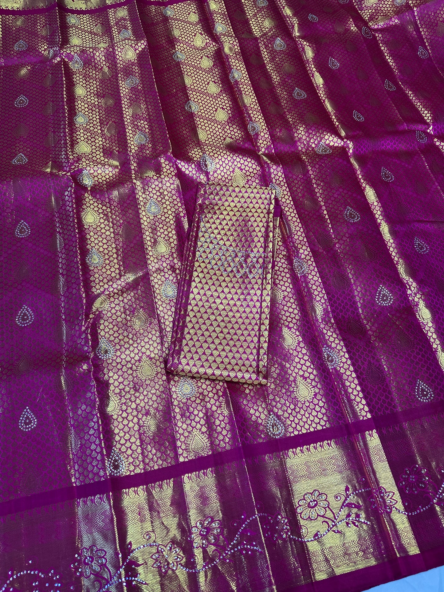 Pure Kanjivaram Pattu Saree | Indian Traditional Saree | Bridal Saree