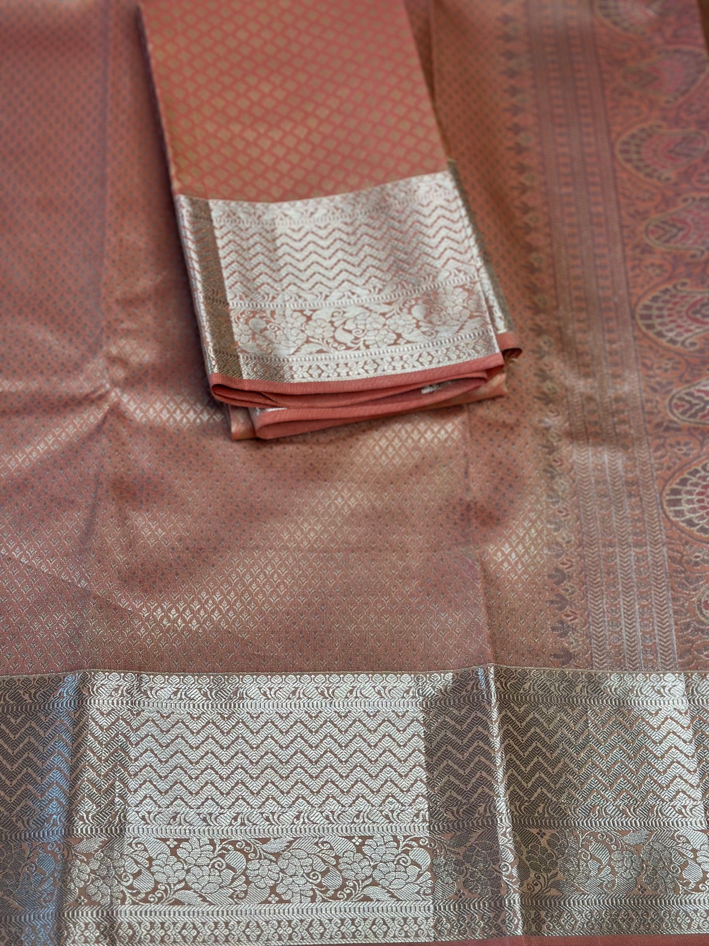 Kanjivaram Pattu Saree | Indian Sarees in USA