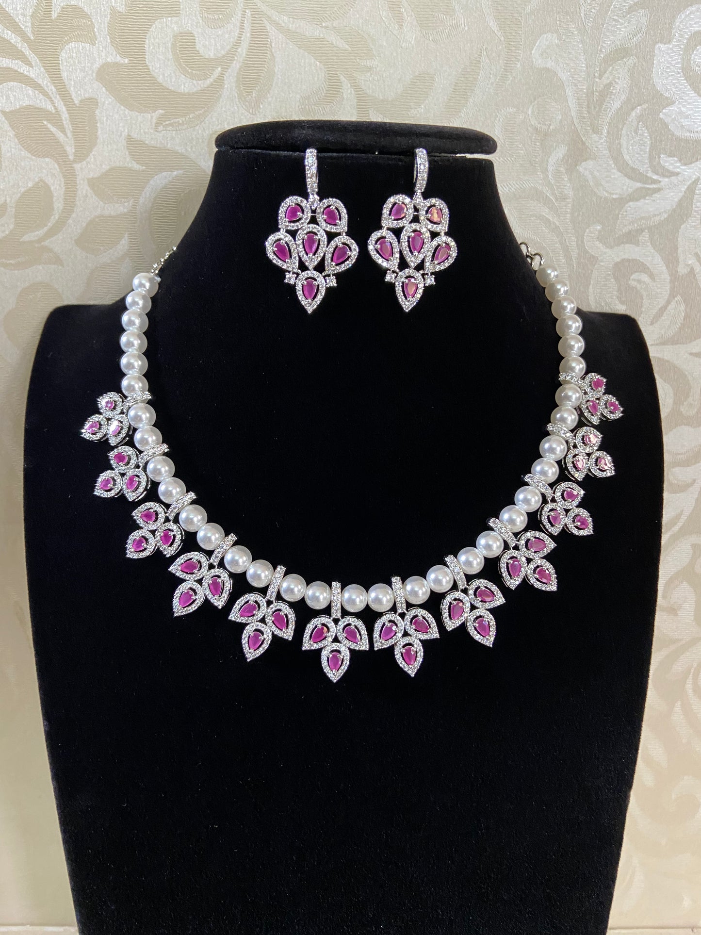 AD Silver Plated Pearl Necklace | Unique Necklace Set