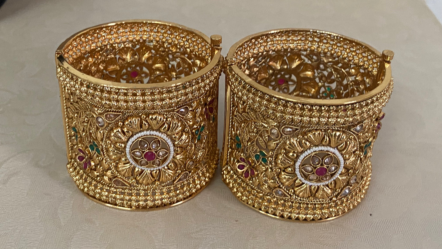 Rajwadi Openable Kada | Antique Indian Bangles