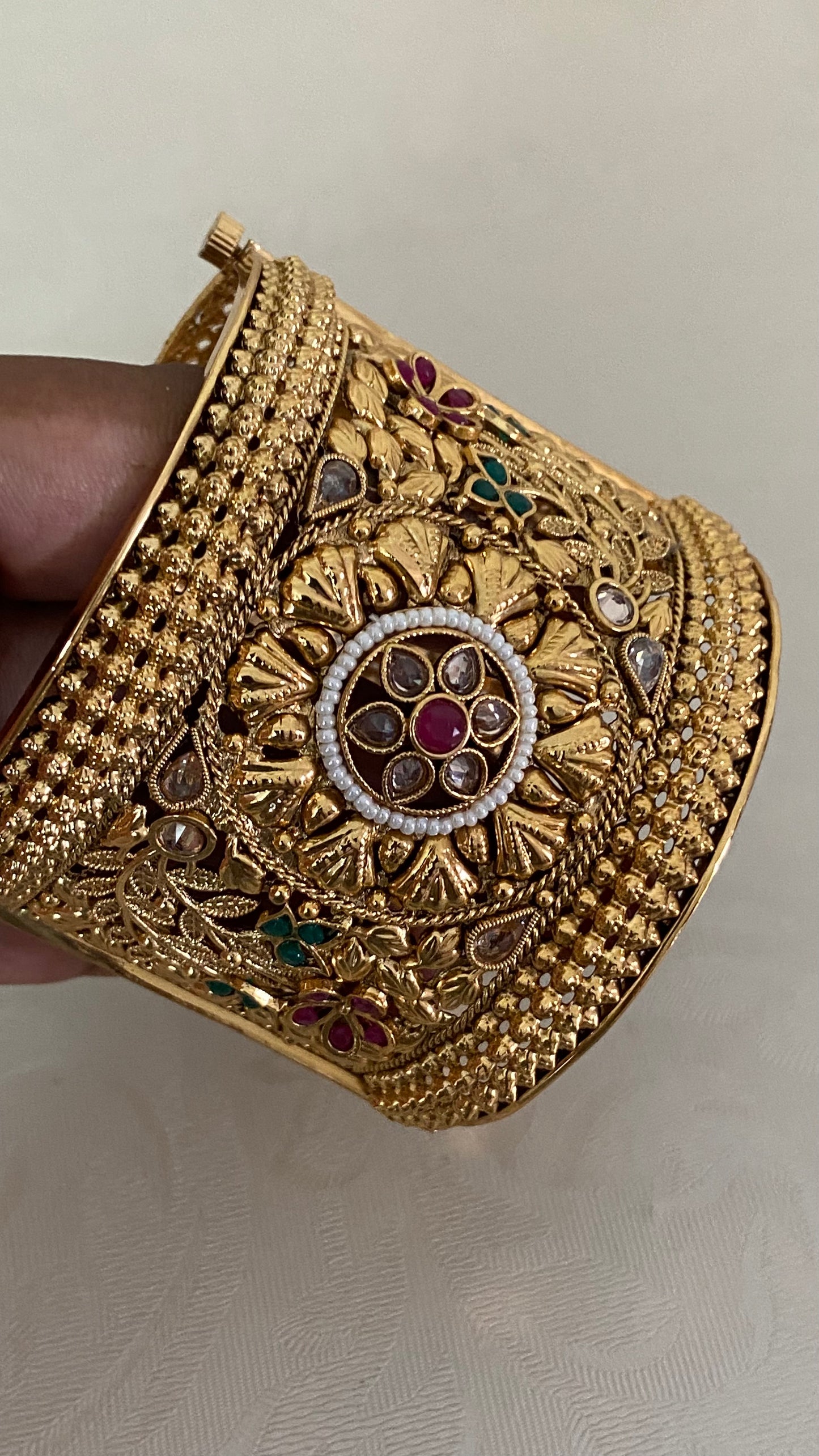 Rajwadi Openable Kada | Antique Indian Bangles