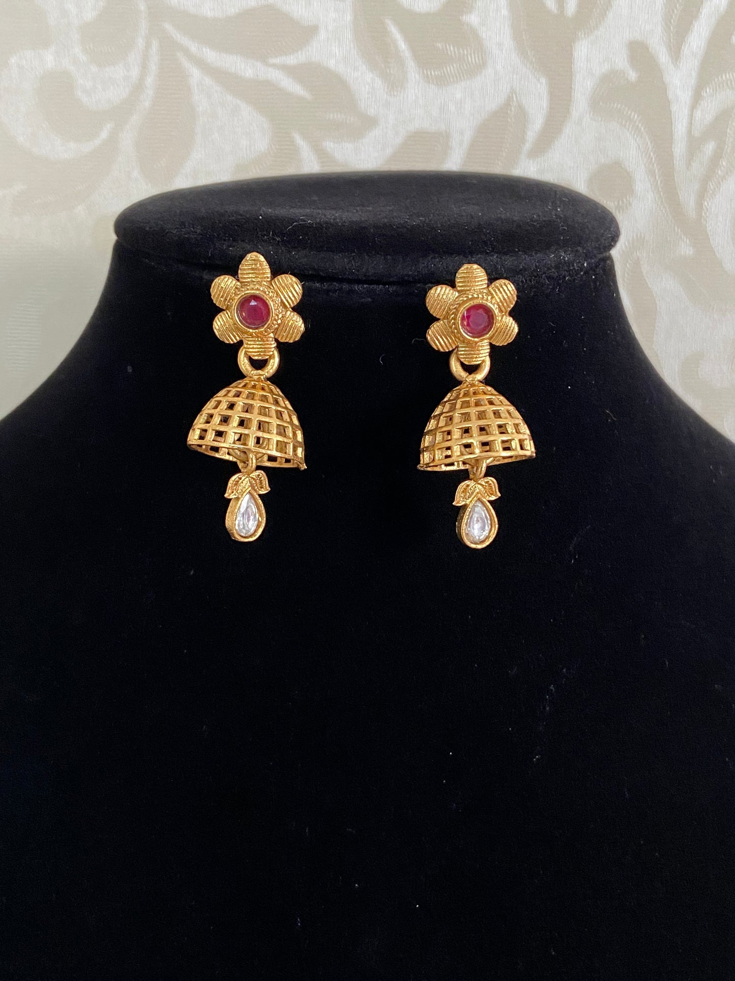 Antique Pendant Mangalasutra With Jumkis | Traditional Black Beads
