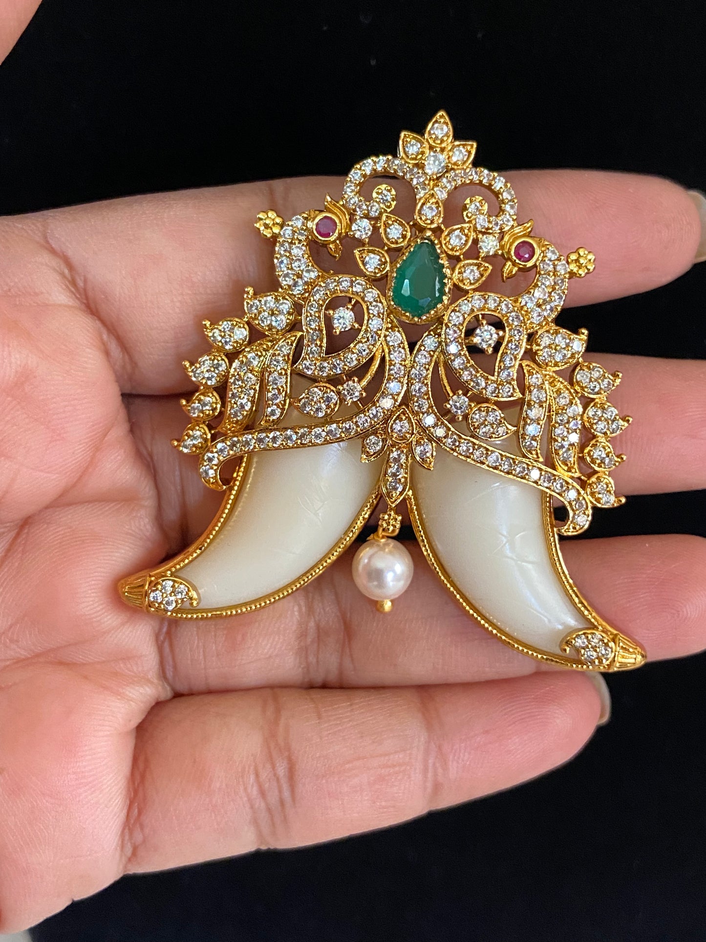 CZ Tiger Nail  Pendant | Indian Traditional Puligoru