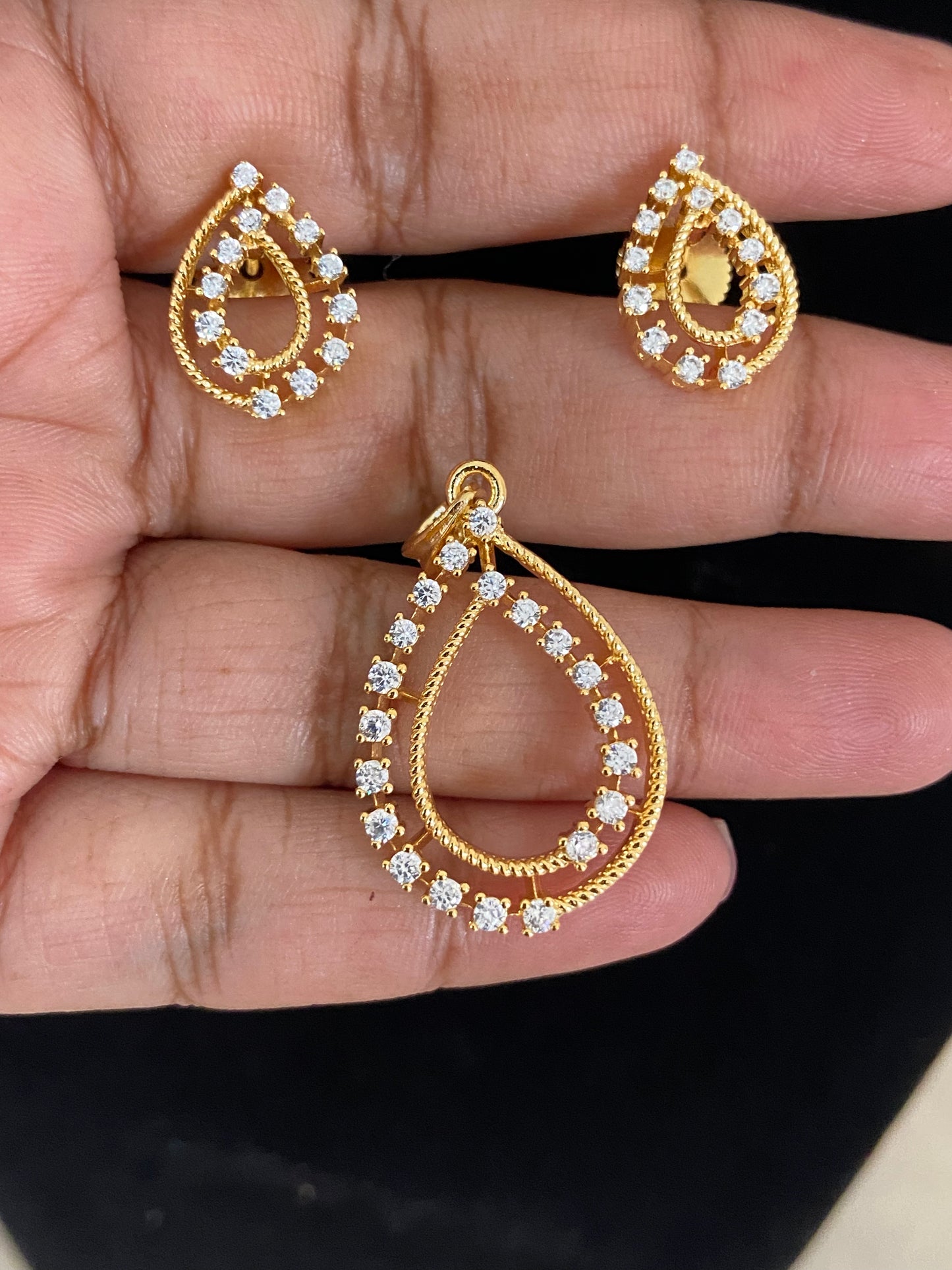 Simple Chain AD Pendant Set | Latest Indian Jewelry