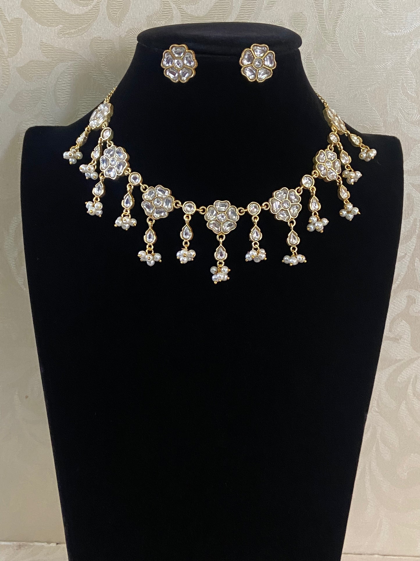 Premium Kundan Choker With Studs | Indian Necklace