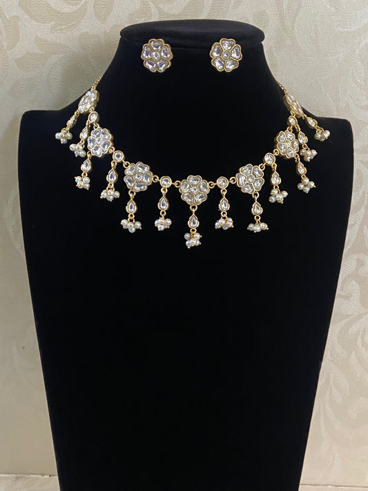 Premium Kundan Choker With Studs | Indian Necklace