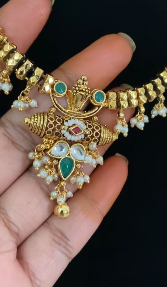 Antique Kundan Necklace Set | Traditional Indian Jewelry In USA