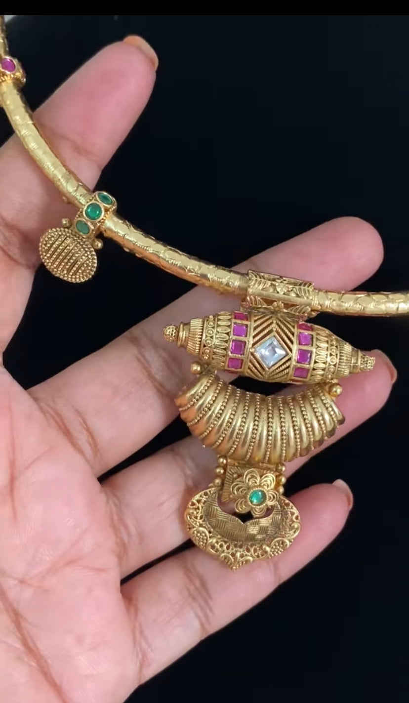 Antique Ruby Green Hasli Necklace Set | Traditional Jewelry In USA