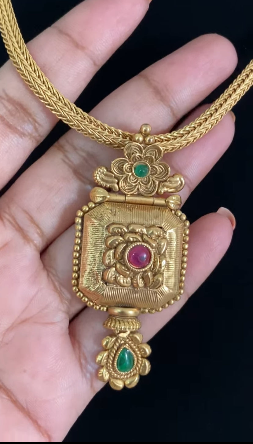 Antique Pendant Nanu patti Necklace Set | Indian Traditional Jewelry In USA