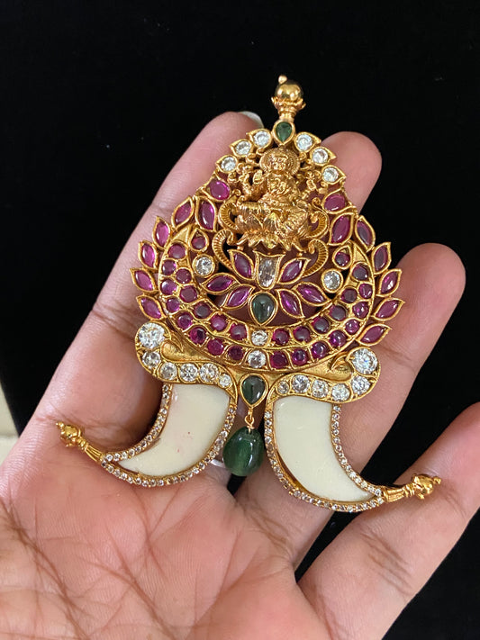 Kemp Lakshmi Traditional Puligoru  | Indian Tiger Nail