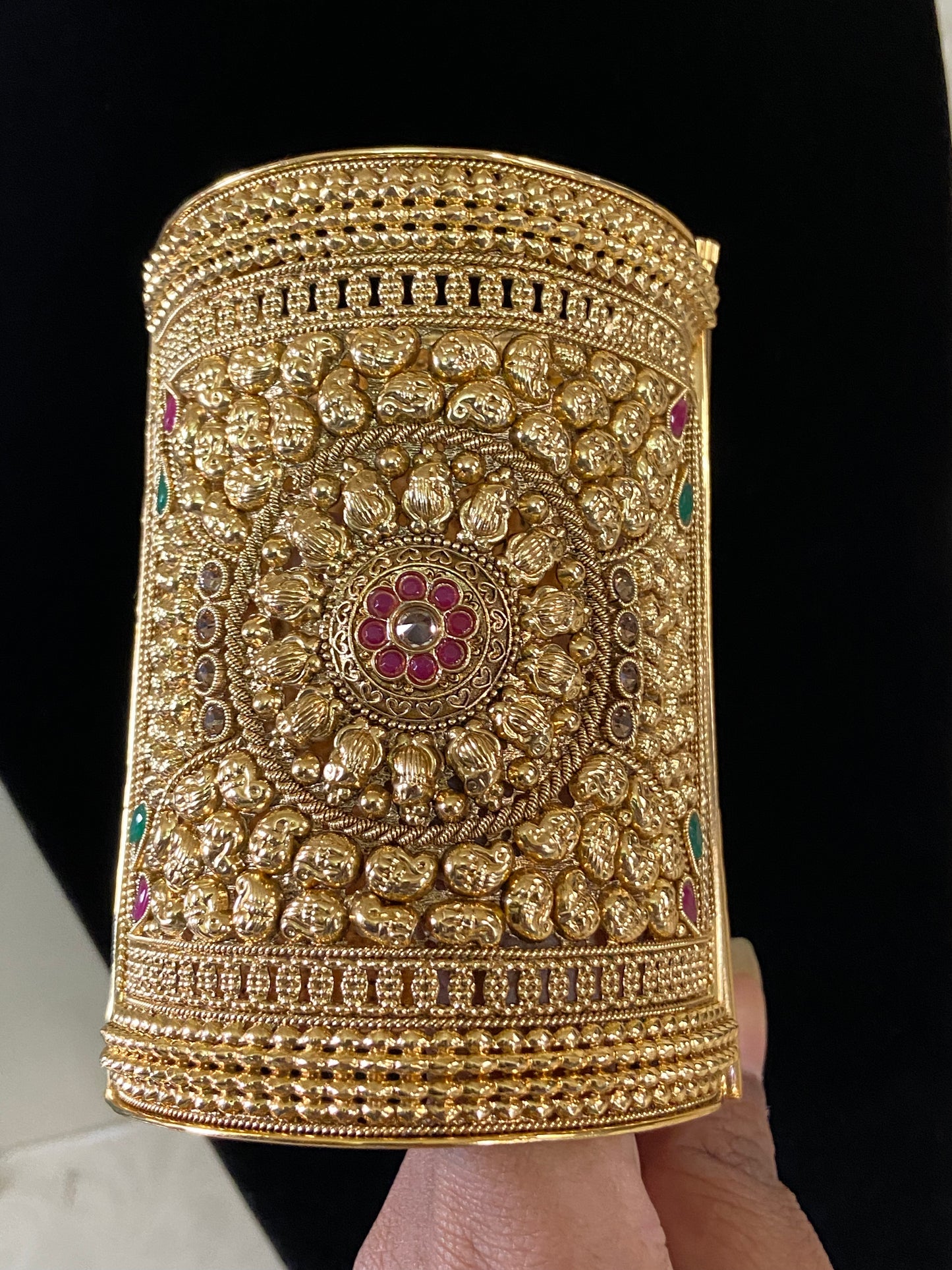 Premium Antique Bridal Kada | Rajwadi Openable Bangle